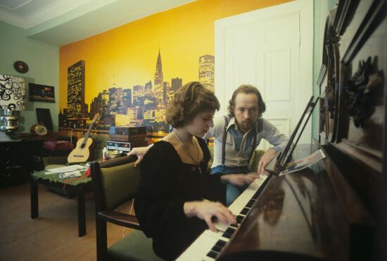 Olga Korbut and he husband Leonid Bortkevich