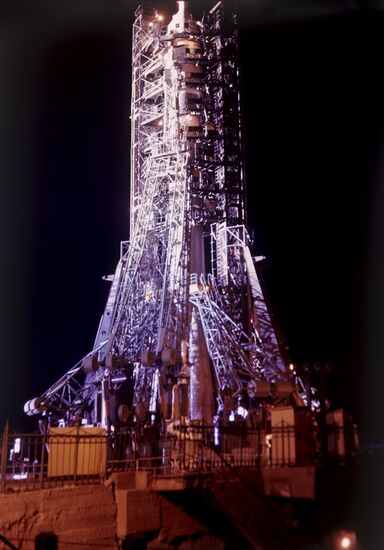 Space ship Soyuz-15