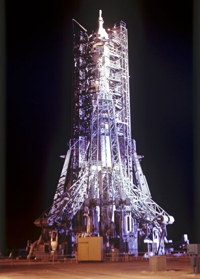 Space ship Soyuz-15