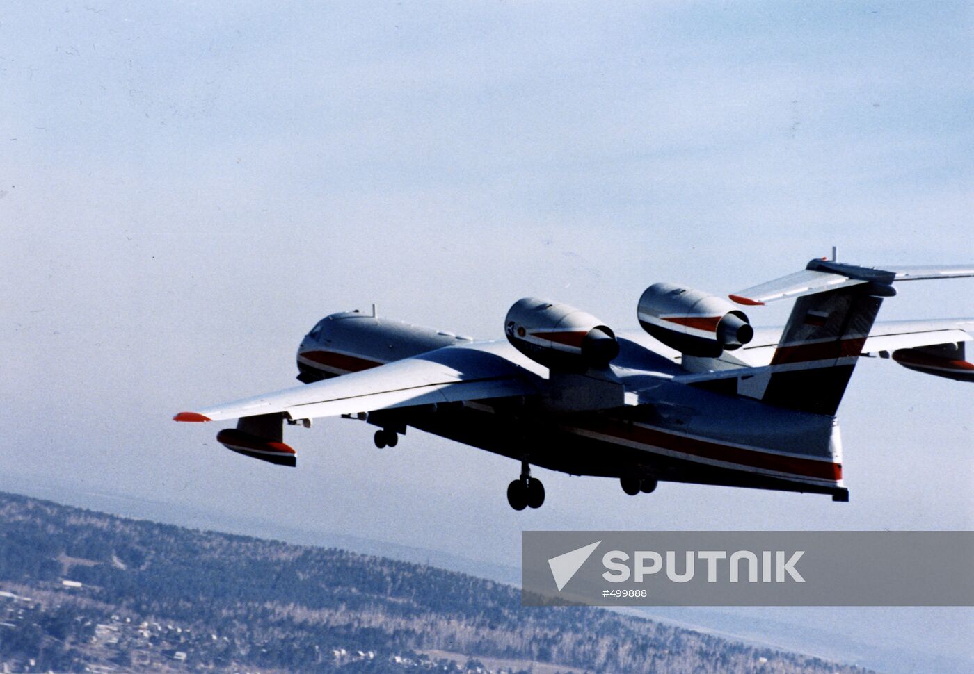 Be-200