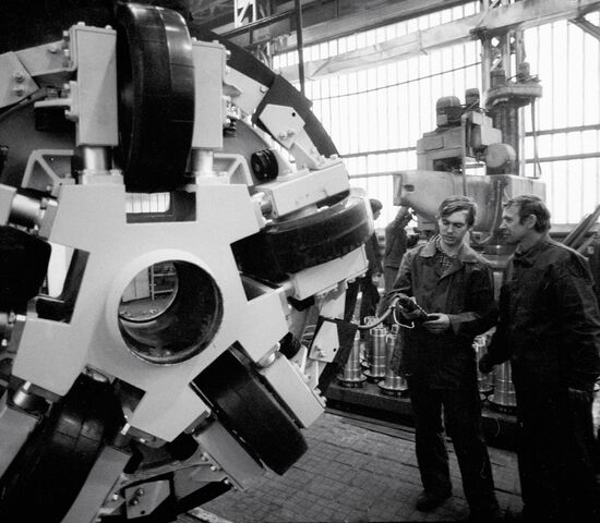 TRANSPROGRESS ASSEMBLY PNEUMATIC VEHICLE