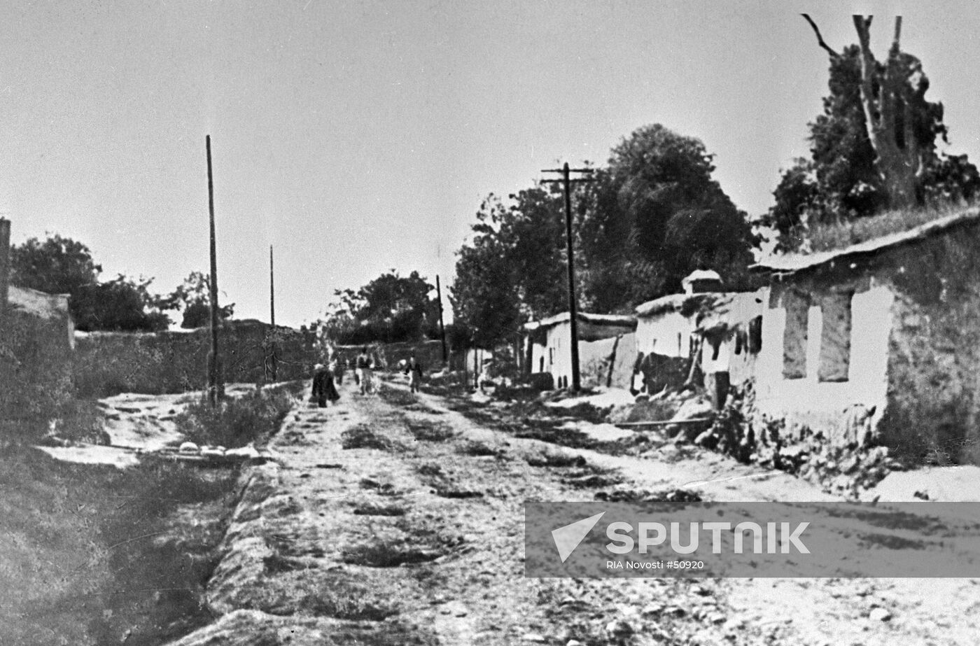 DUSHANBE STREETS SHACKS 