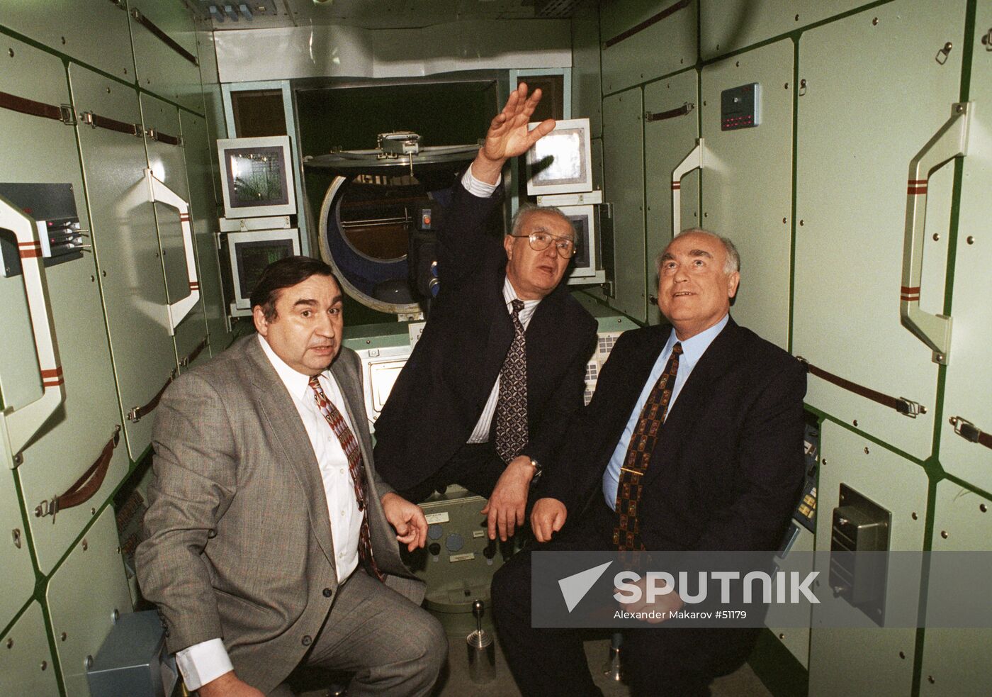 CHERNOMYRDIN SOYUZ INSPECTION