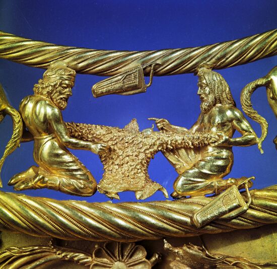 PECTORAL JEWELS