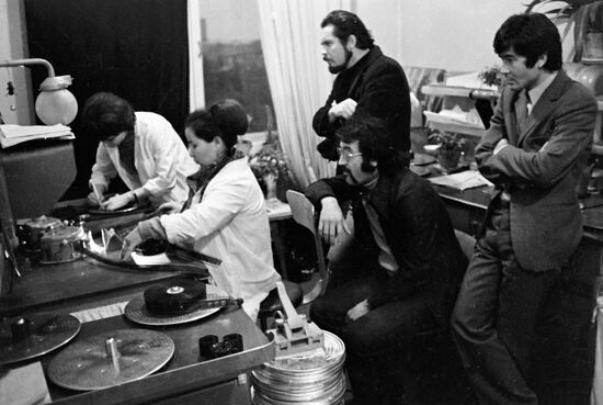 AGISHEV ISHMUKHAMEDOV MAKHMUDOV CUTTING-ROOM