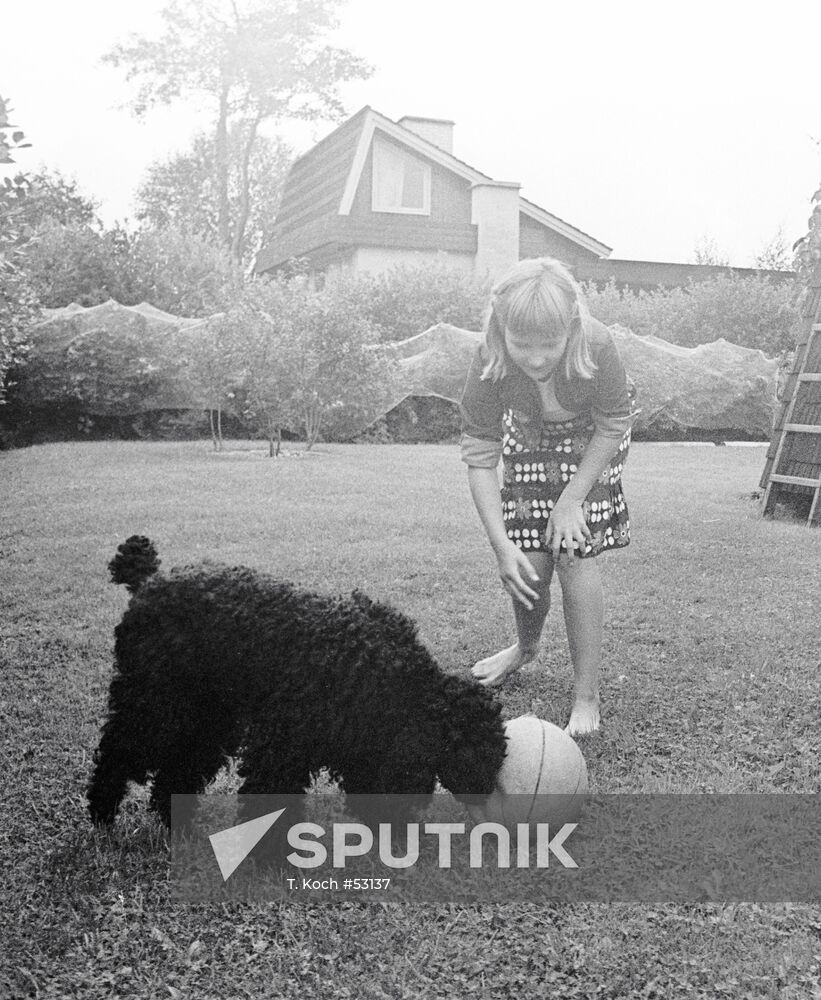 GIRL DOG BALL