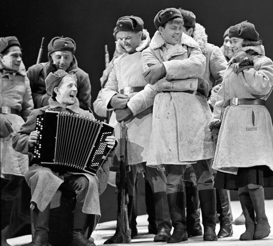 PLAY "VASILY TYORKIN" MOSSOVET THEATER NOVIKOV 