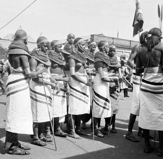 WOMEN KIKUYO