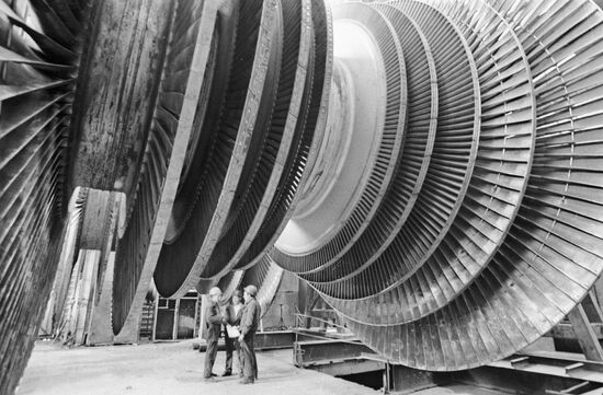 SOUTH UKRAINIAN NUKE TURBINE POWER UNIT 