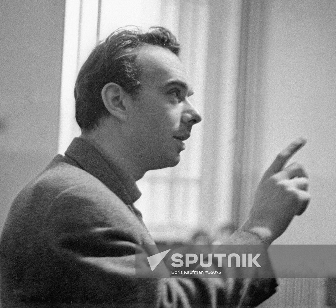 BATALOV ACTOR REHEARSAL