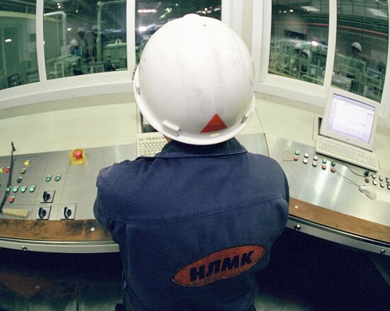 LIPETSK IRON-AND-STEEL WORKS ROLLING MILL SWITCHBOARD OPERATOR