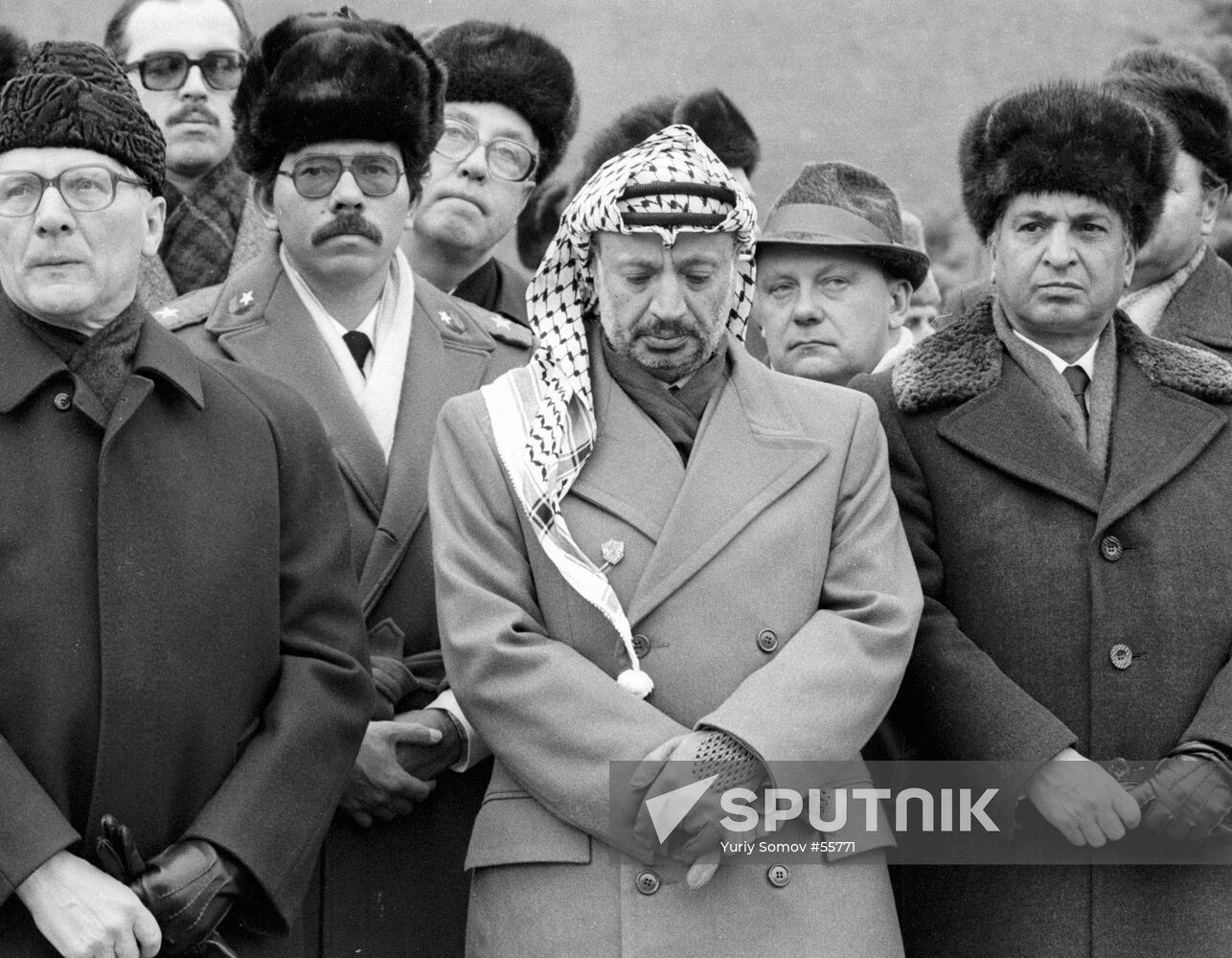 BREZHNEV FUNERAL HONECKER ORTEGA ARAFAT KARMAL