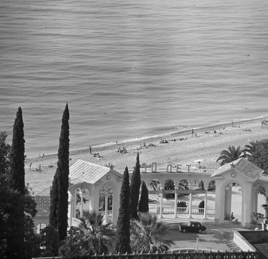 Beach nook in Sukhumi