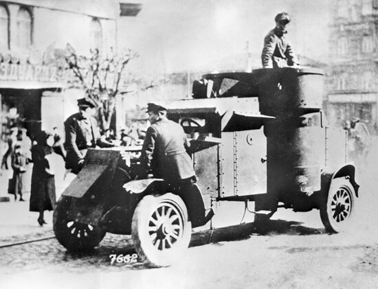 ARMORED CAR LIBERATION KIEV