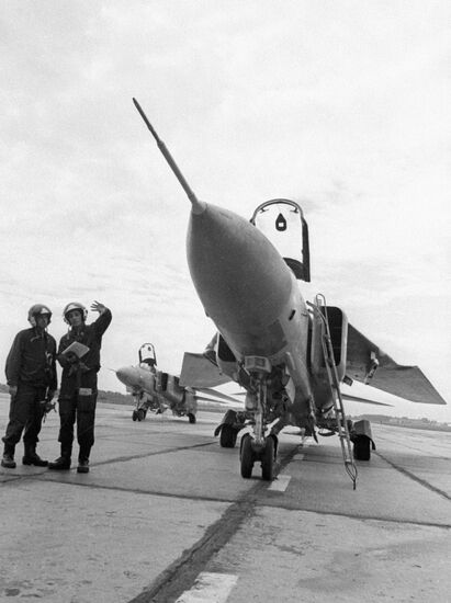 FIGHTER PILOTS