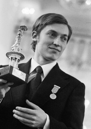 KARPOV CHESS OSCAR AWARD