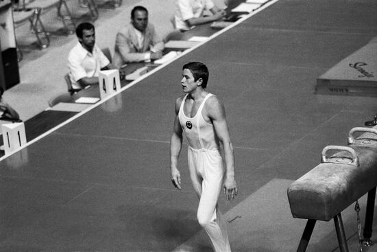 GYMNAST DITYATIN