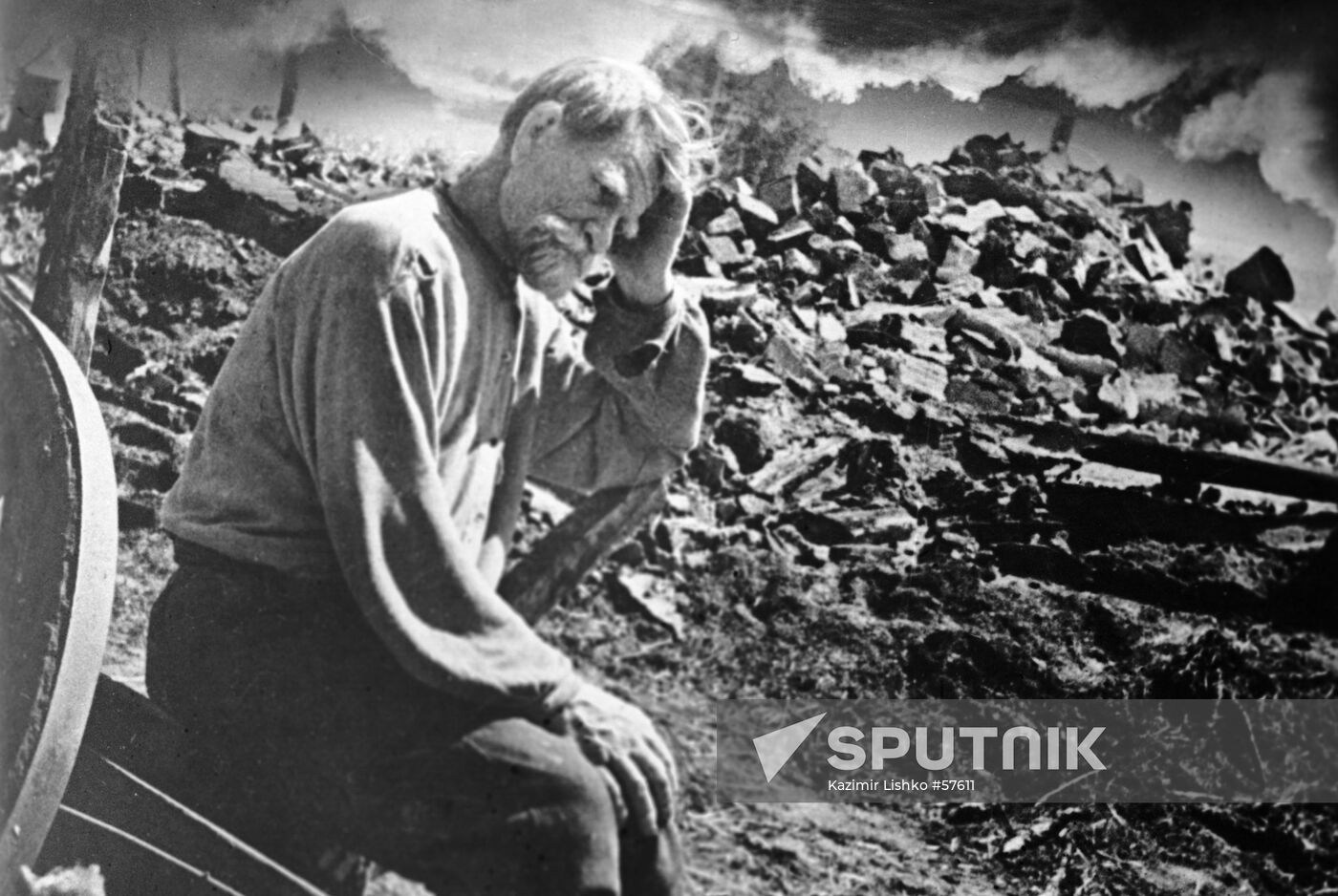 WWII RUINS OLD MAN