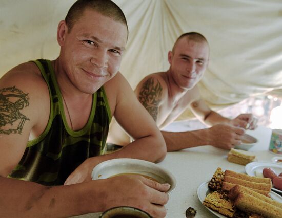 PYANDZH BORDER POST CONTRACT SERVICEMAN MEAL 