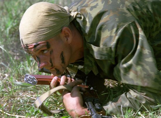 KULYAB RECONNAISSANCE UNIT SOLDIER TRAINING