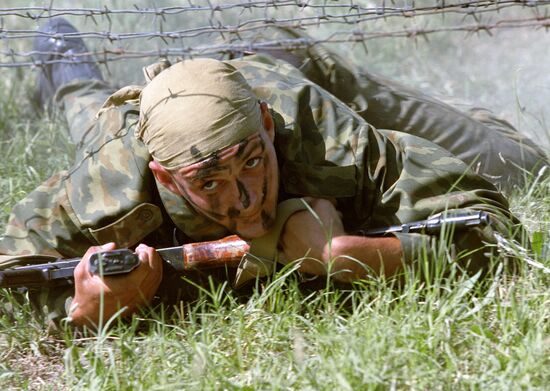 KULYAB RECONNAISSANCE UNIT SOLDIER EXERCISE