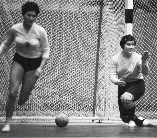 HANDBALL GOALKEEPER 