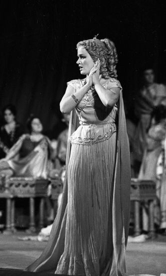 PISARENKO OPERETTA FAIR HELEN 
