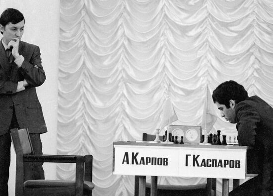 KARPOV KASPAROV GAME