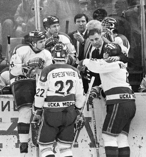 HOCKEY-PLAYERS CSKA TIME-OUT
