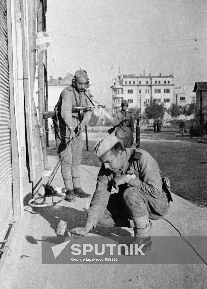 SOLDIERS CITY YASSY WWII