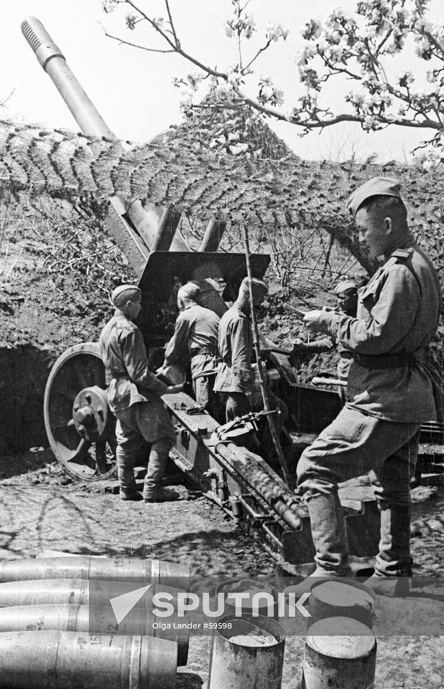 SOLDIERS GUN WWII