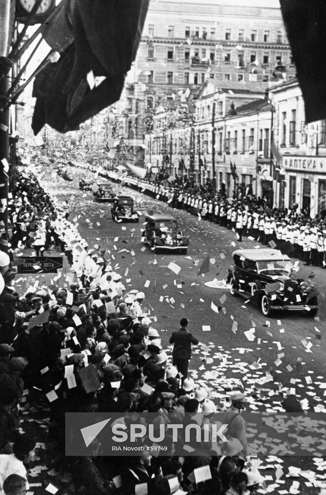 MUSCOVITES WELCOME CHKALOV BAIDUKOV BELYAKOV