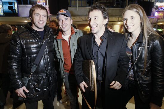 Vladimir Vdovichenkov, Igor Petrenko and Pyotr Buslov