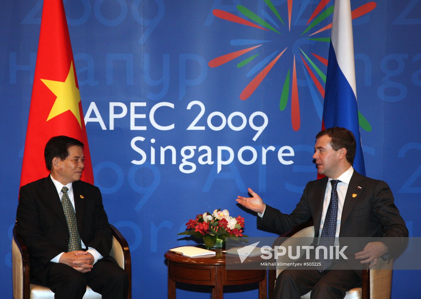 Dmitry Medvedev attends APEC summit