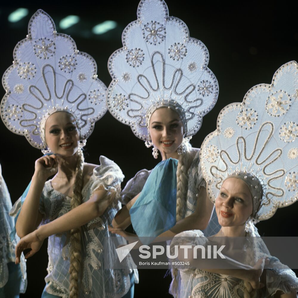 Leningrad Music Hall Ballet Artists Performance