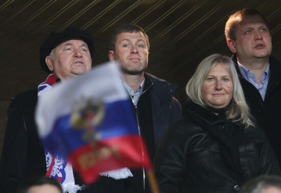 Yury Luzhkov, Roman Abramovich and Yelena Baturina