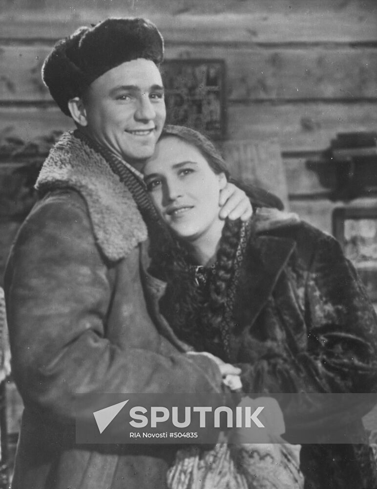 Nonna Mordyukova and Nikolai Rybnikov
