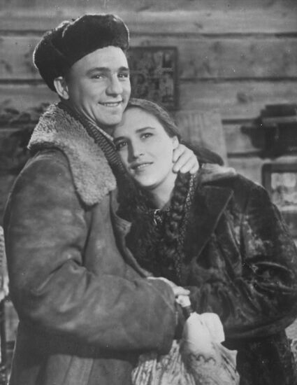 Nonna Mordyukova and Nikolai Rybnikov