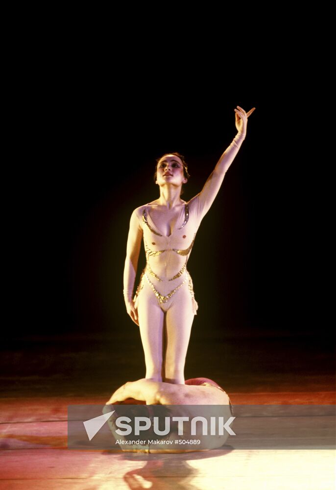 Vakil Usmanov's Ballet & Dance Theatre