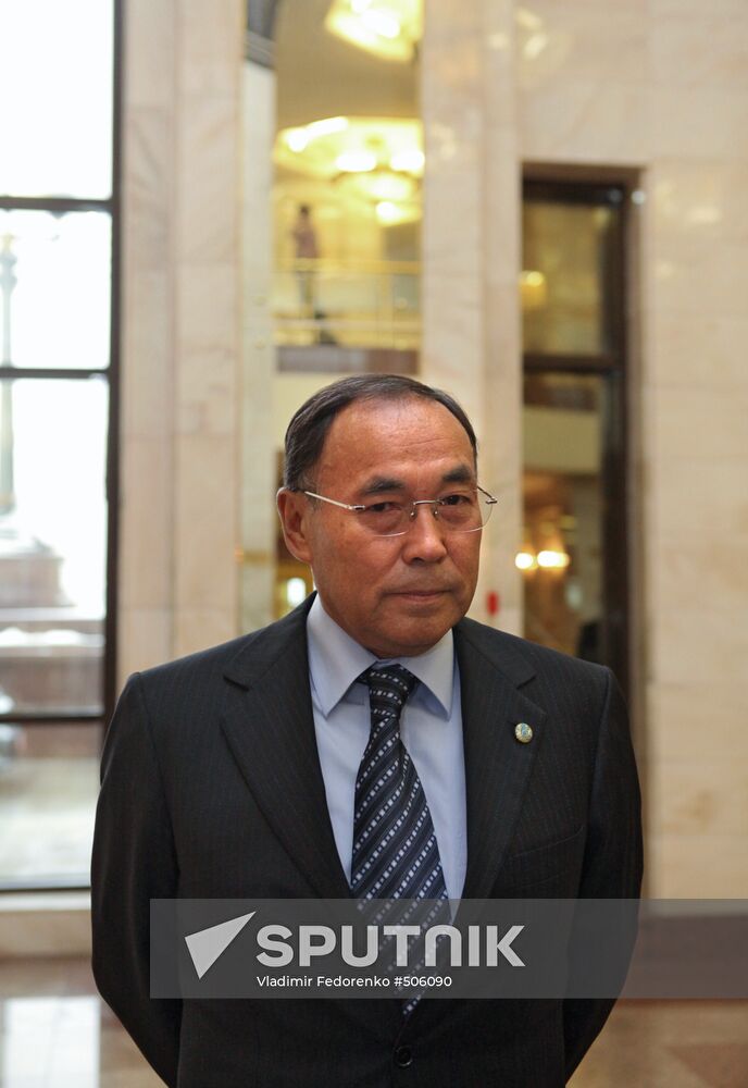 Kazakh Foreign Minister Kanat Saudabayev at MSU