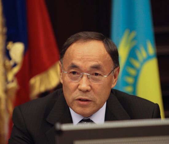 Kazakh Foreign Minister Kanat Saudabayev at MSU