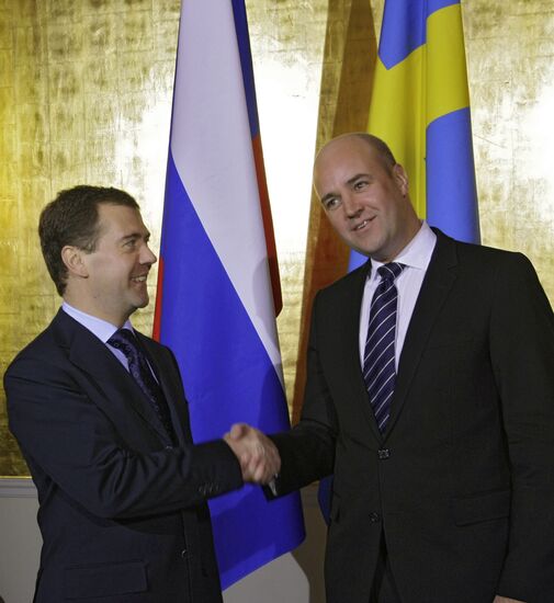 Dmitry Medvedev arriving in Sweden