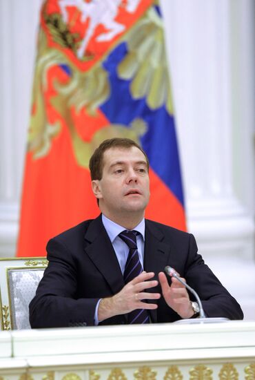 Dmitry Medvedev meets with transport ministers
