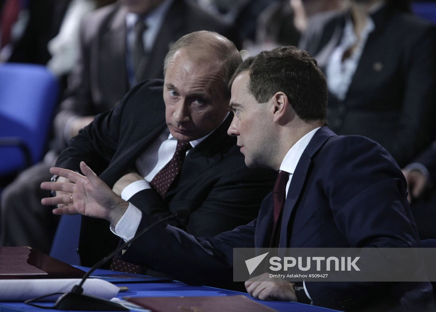 Dmitry Medvedev attends United Russia congress