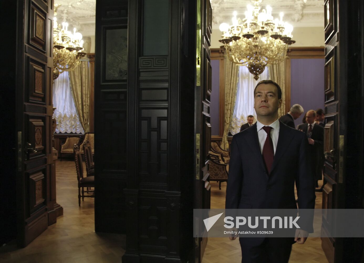 Dmitry Medvedev visits St. Petersburg House of Music
