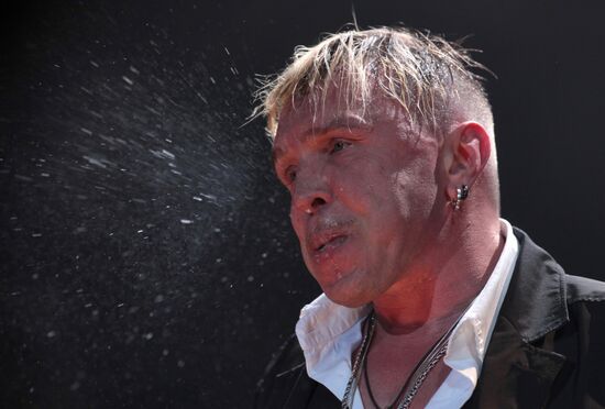 Garik Sukachyov gives concert on his 50th birthday