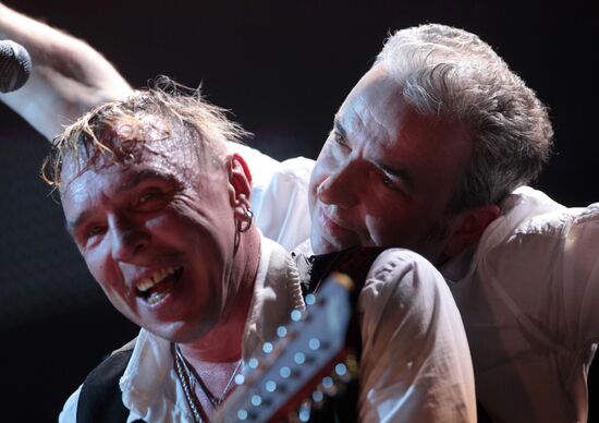 Garik Sukachyov gives concert on his 50th birthday