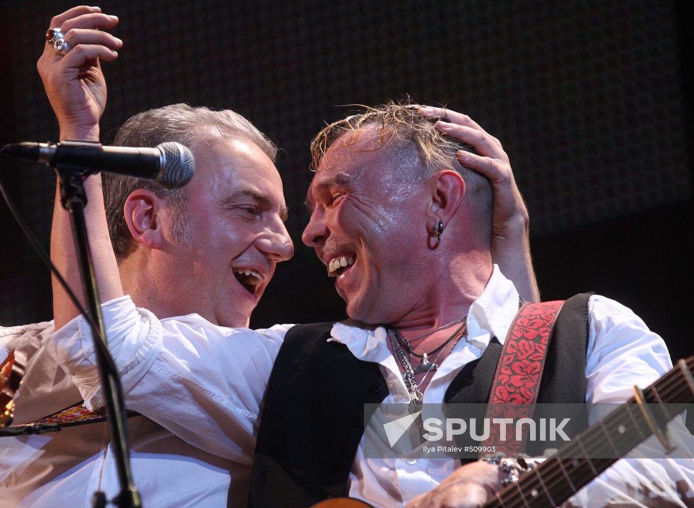 Garik Sukachyov gives concert on his 50th birthday