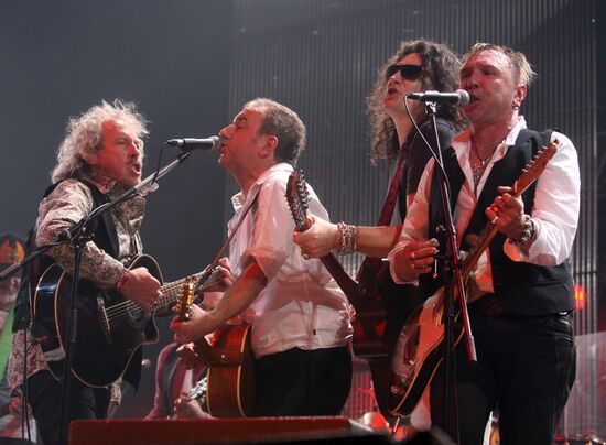 Garik Sukachyov gives concert on his 50th birthday