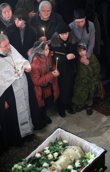 Funeral service for priest Daniil Sysoyev